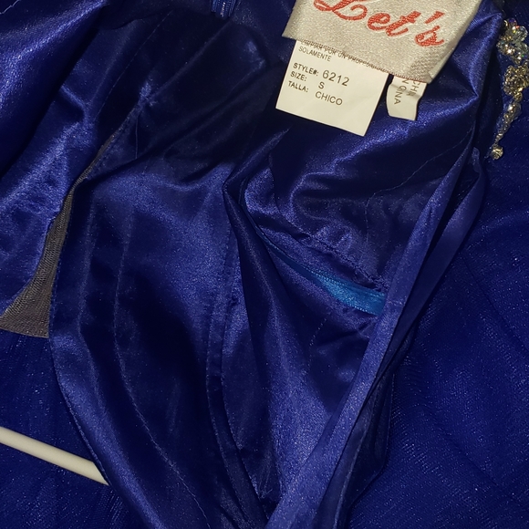 Blue velvet formal dress size Small - Picture 4 of 6